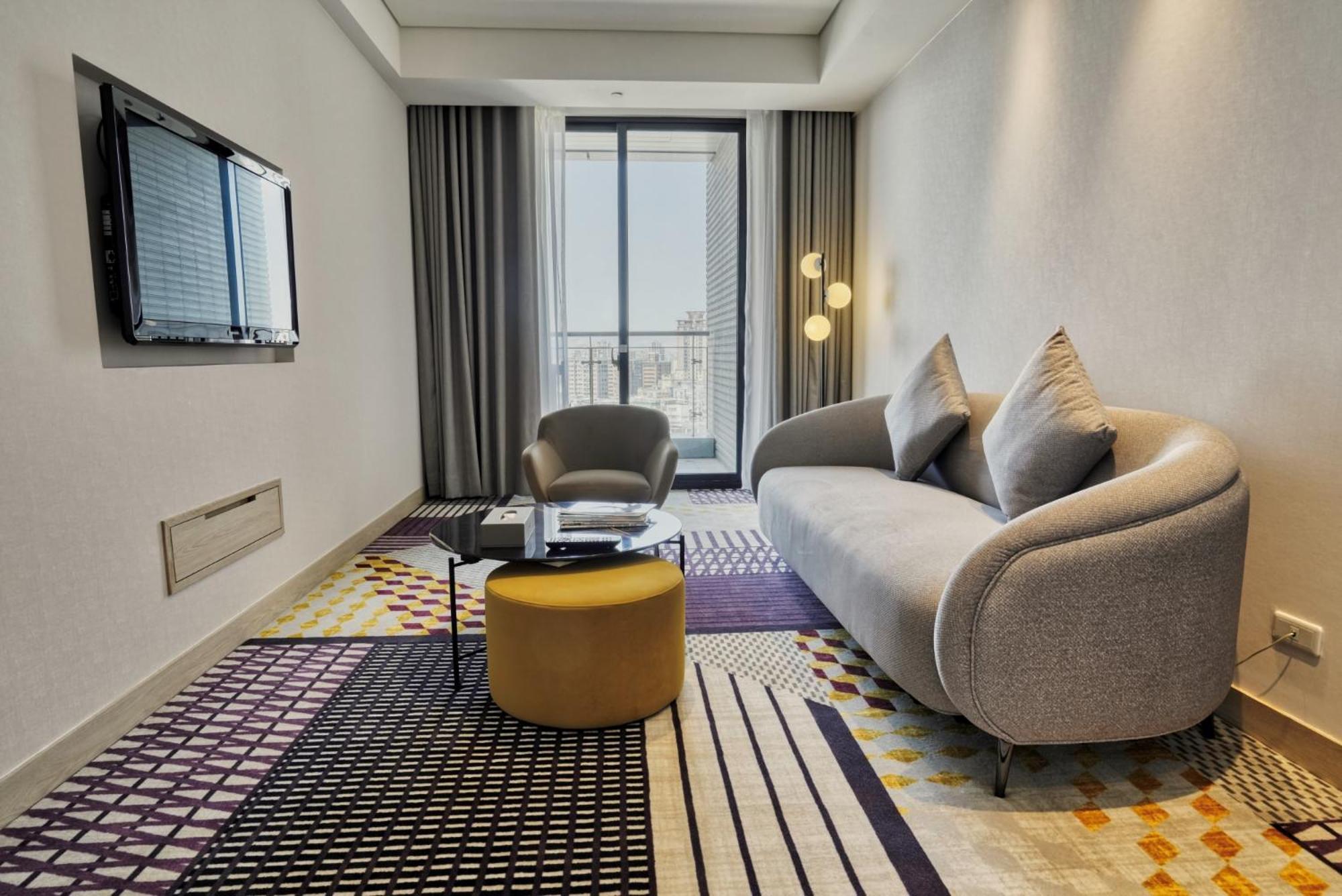 Two Tails Hotel Luzhou Тайбэй Экстерьер фото
