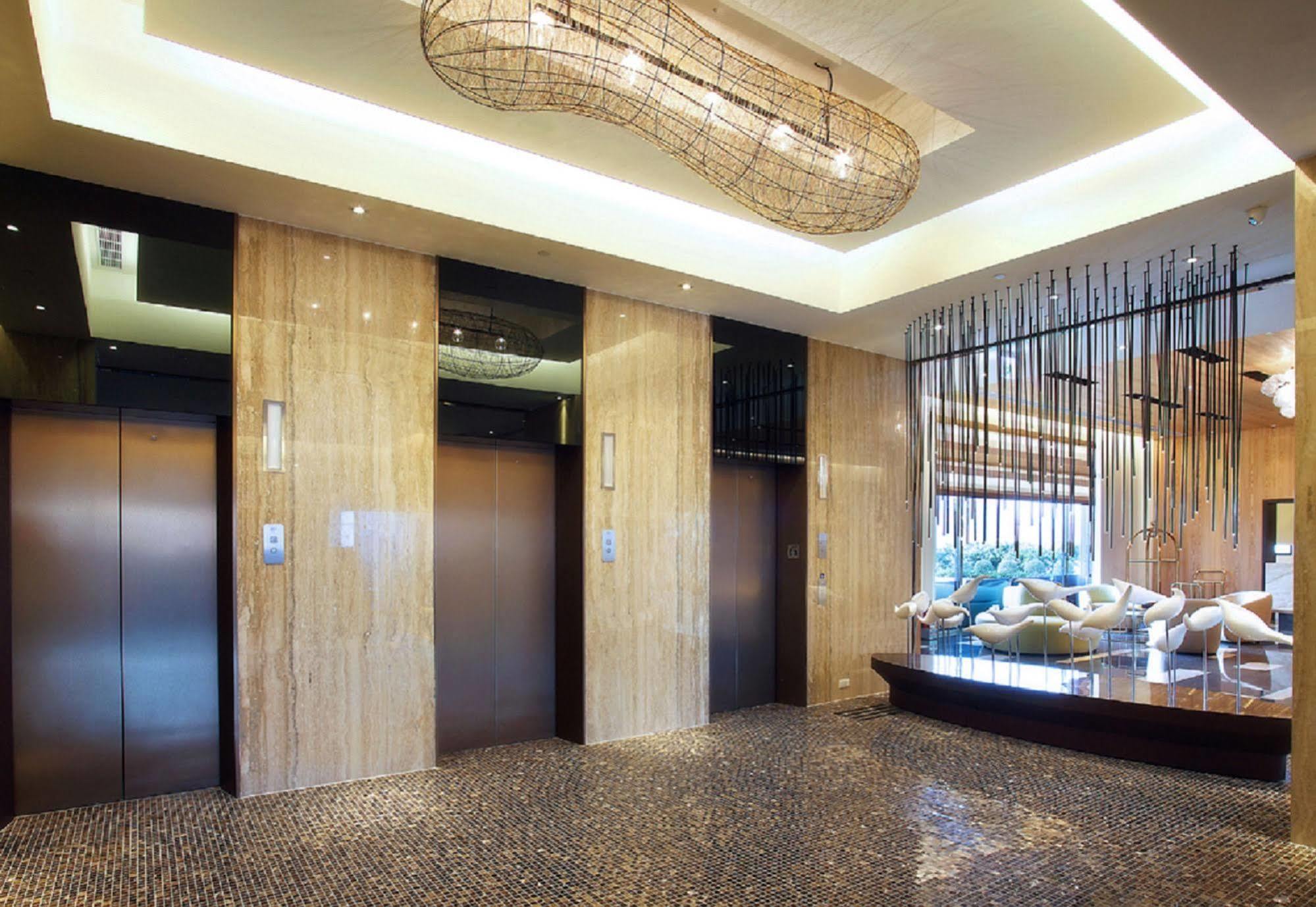 Two Tails Hotel Luzhou Тайбэй Экстерьер фото